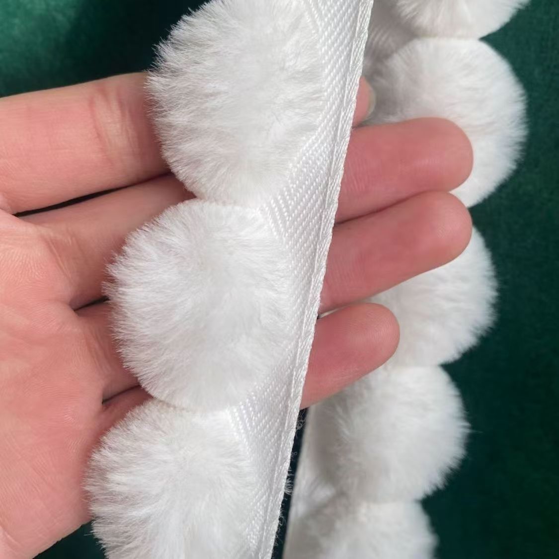 3cm Faux Rabbit Fur Pom Ball L - Fringe Ribbon Sewing incelemesi ve fiyatı