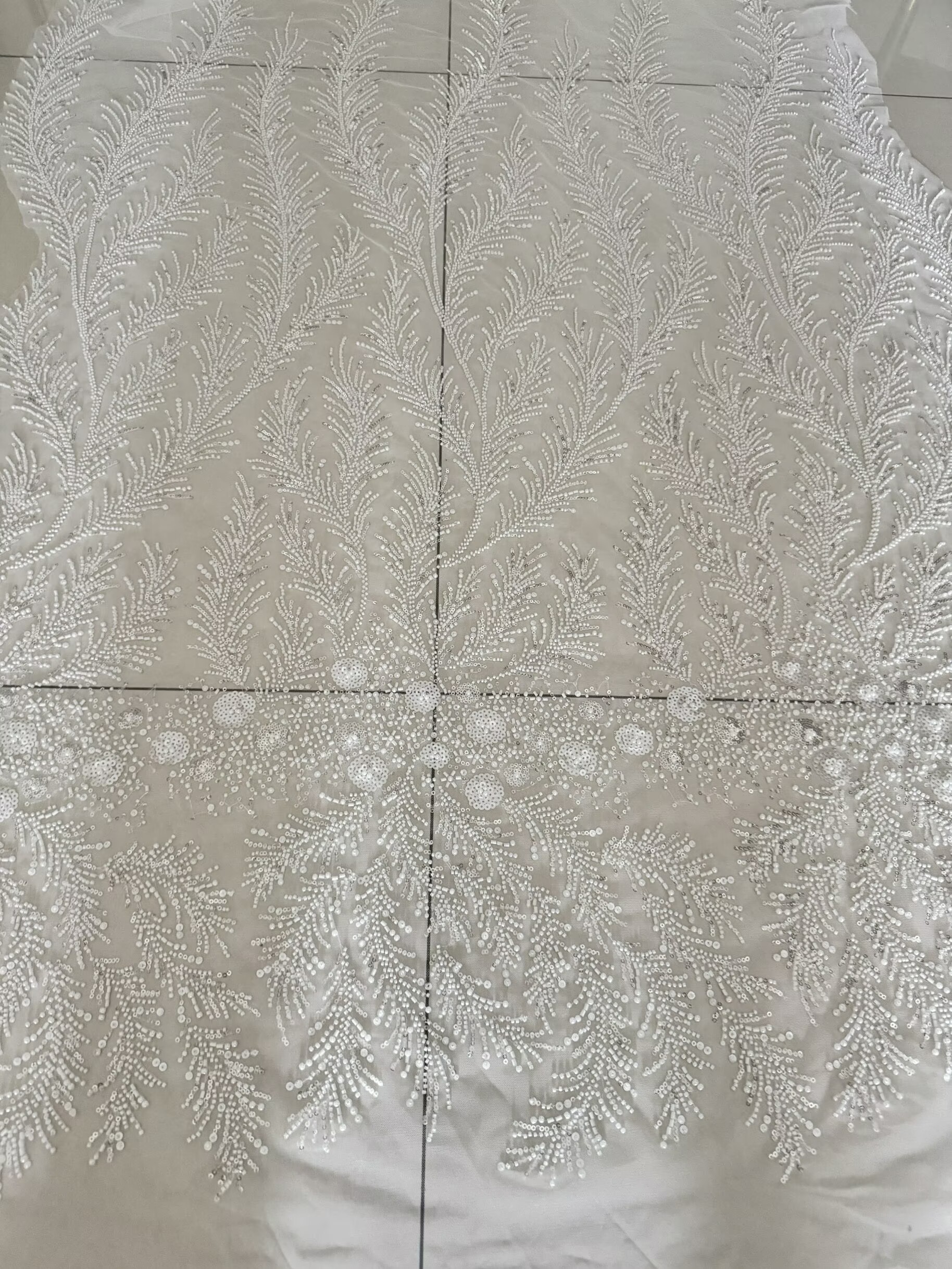 White Beaded Pearl Crystal Seq - Crystal Mesh Fabric incelemesi ve fiyatı